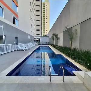 https://espetacular-apartamento-em-frente-ao-metro-bras.topsaopaulohotels.com